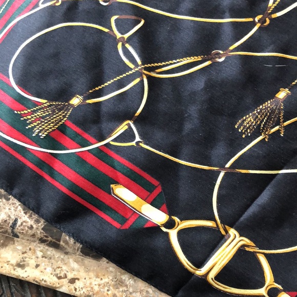 Silk scarf - Picture 2 of 5